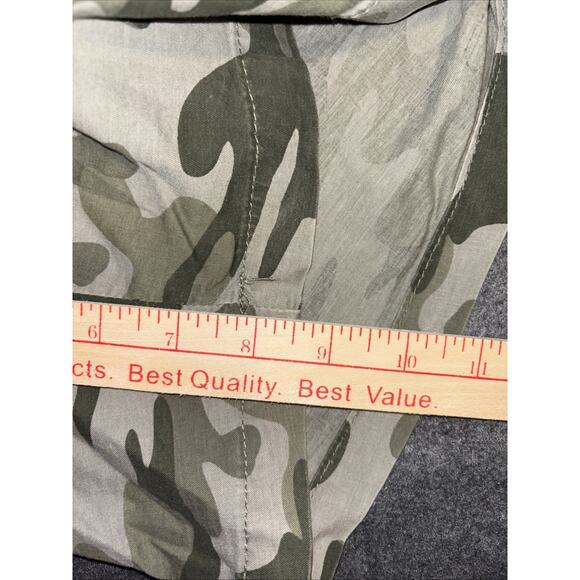 Stitch Star Womens Sz 2x Camo Lightweight Cargo Shorts Elastic Back 8.5 Inseam - Picture 7 of 9